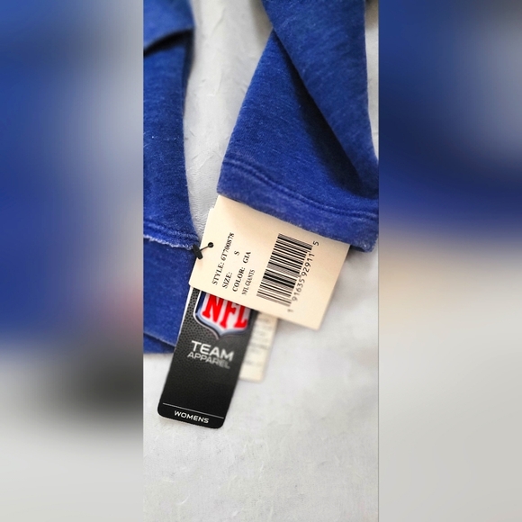 NWT! New York Giants NFL Women's Cozy Athleisure GameDay Sweater Size Small - Picture 5 of 10